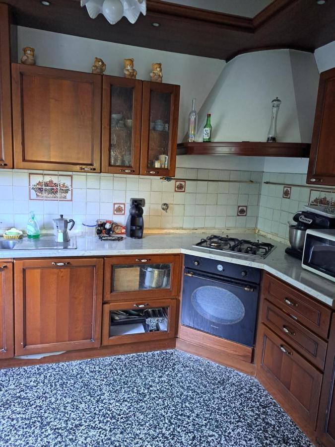 The Giaggiolo'S House Apartment Serra Ricco Bagian luar foto
